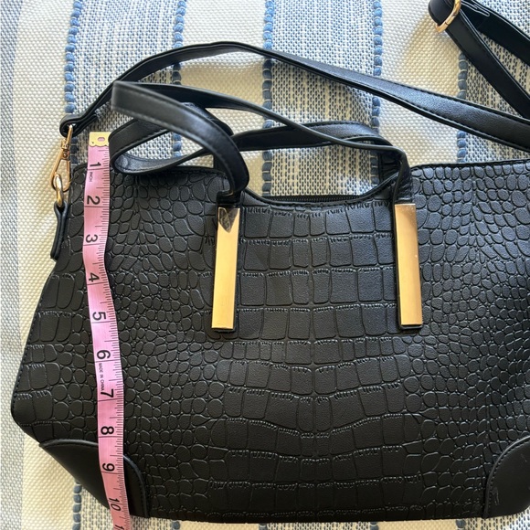 Black Purse with Gold Accents - Picture 3 of 9